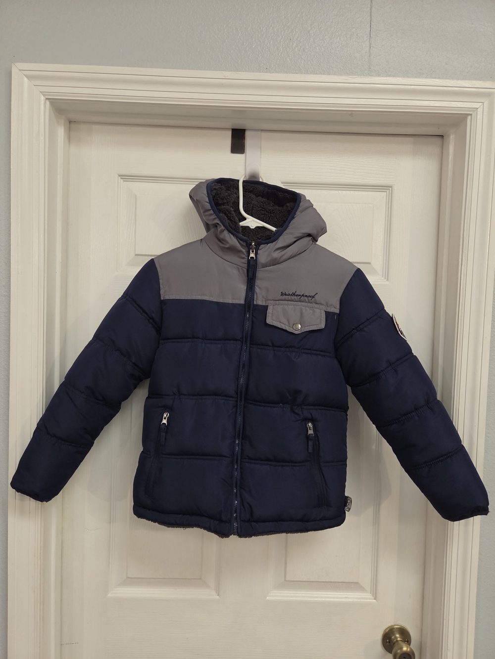 Weatherproof Navy Puffer Jacket with Mountain Patch